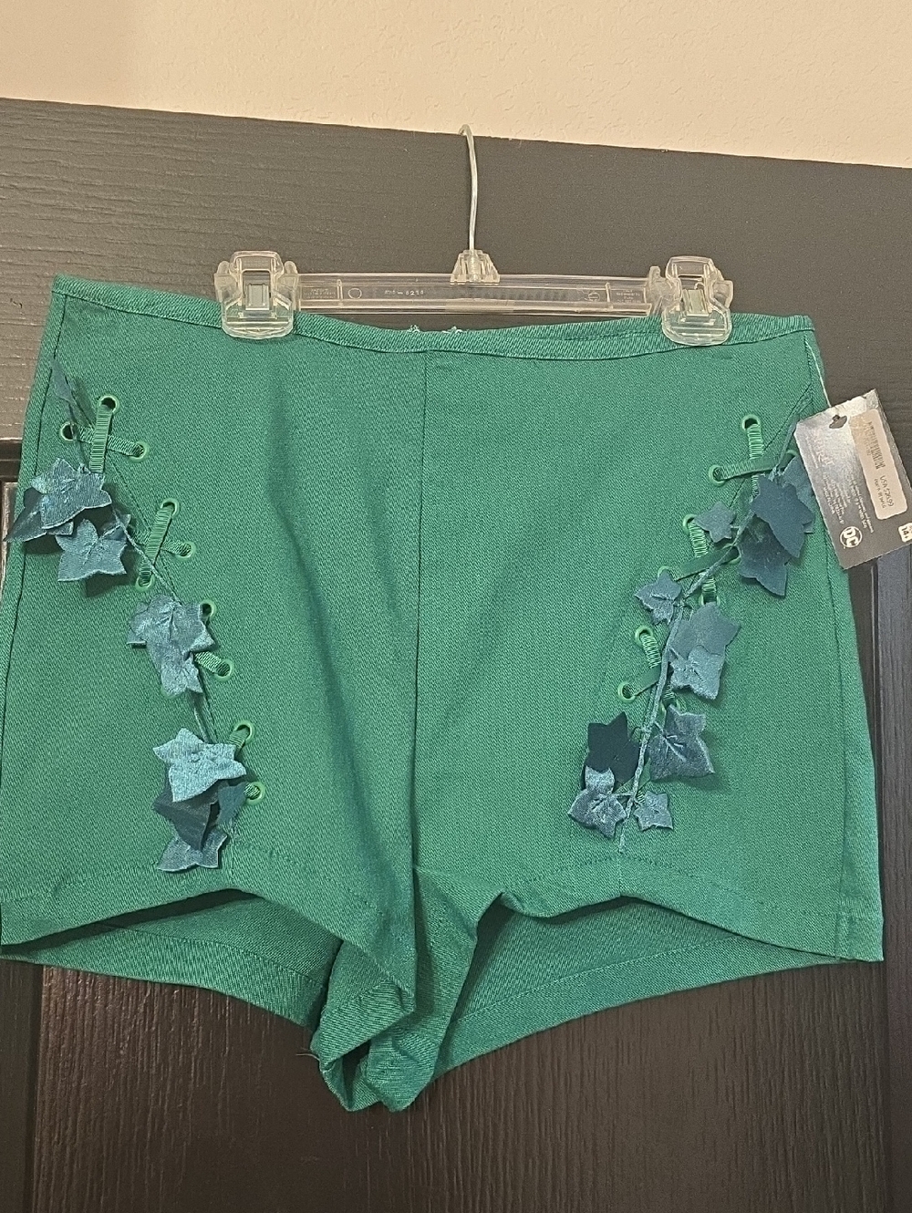 SPIRIT HALLOWEEN  Women's Green High-Waist Lace-Up Shorts with Floral Appliqués